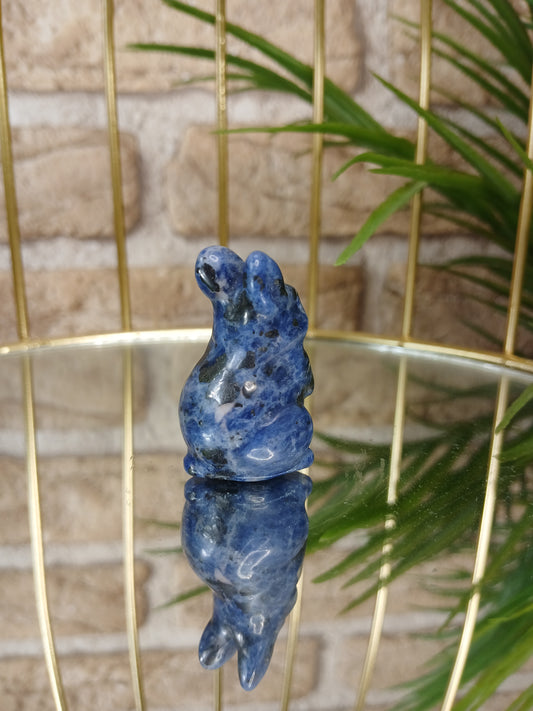 SodHase Rückseite, Edelstein, Schnitzerei, figur