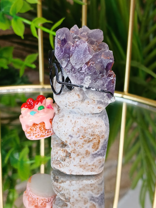 Amethyst Figur mit Torte