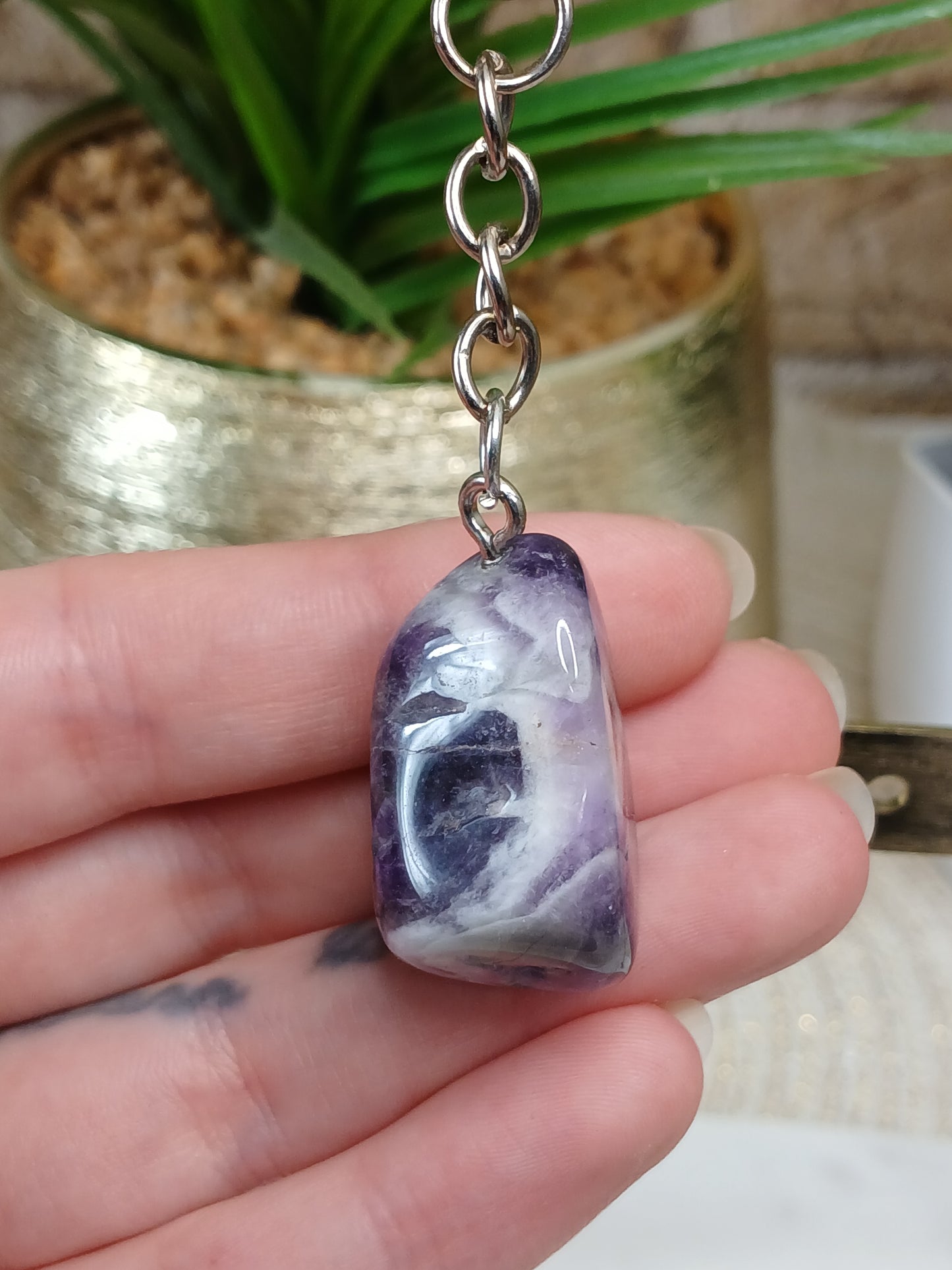 Chevron Amethyst Schlüsselanhänger