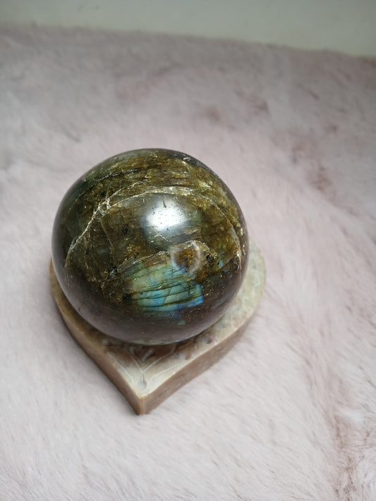 Labradorit Kugel 6,8 cm