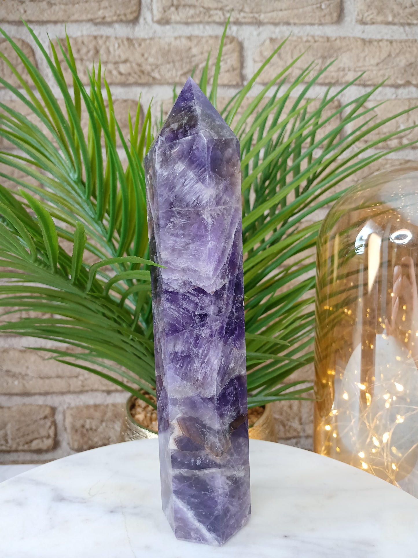 Amethyst Turm,  Edelstein,  Einzelstück, Rückseite 