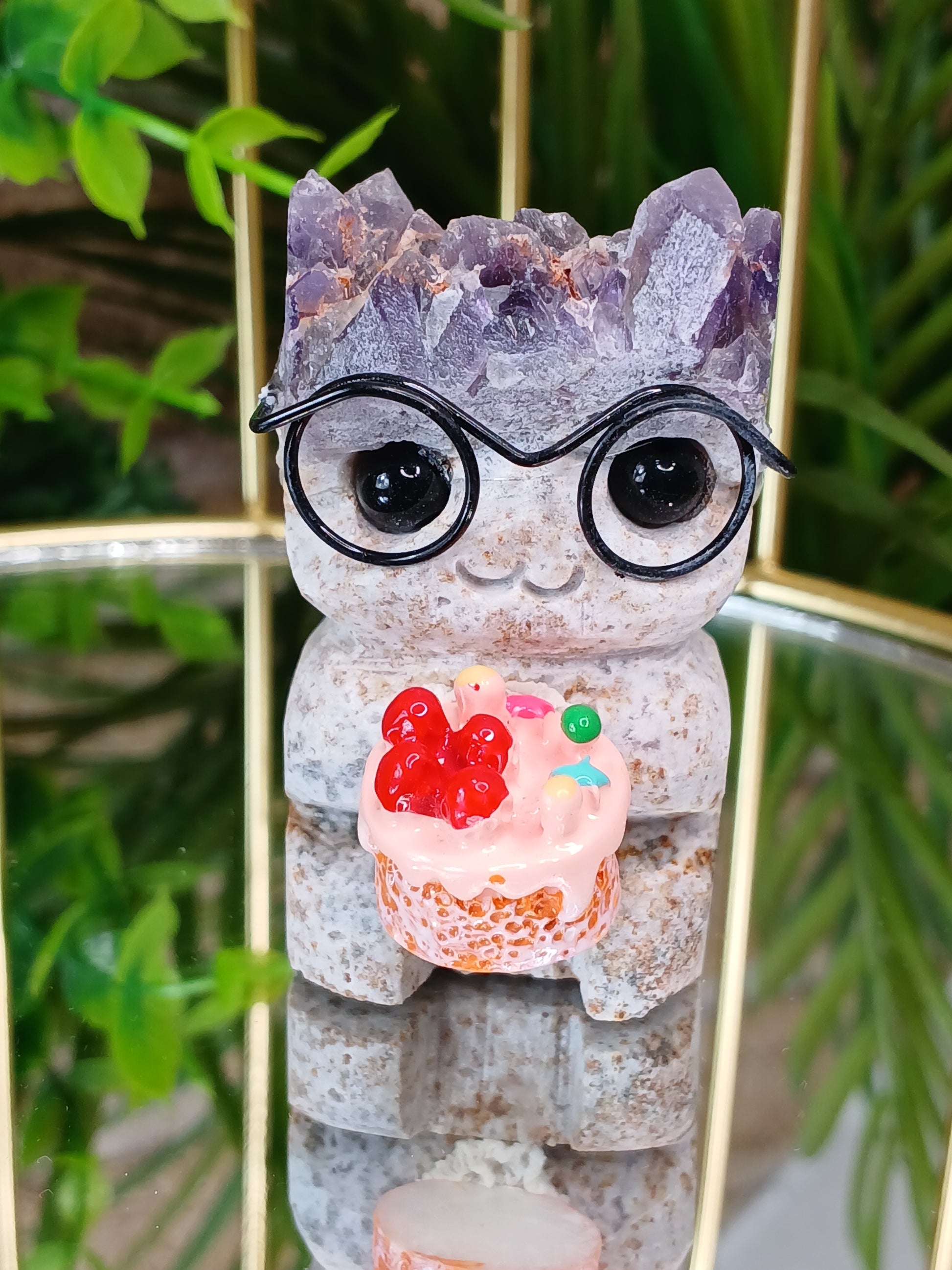 Amethyst Figur mit Torte