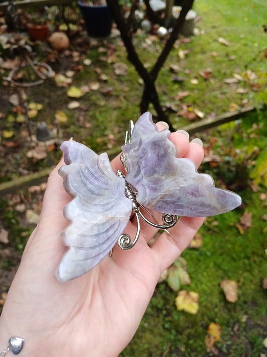 Amethyst Schmetterling, Edelstein, Schnitzerei, 9,5 cm, nahaufnahme 