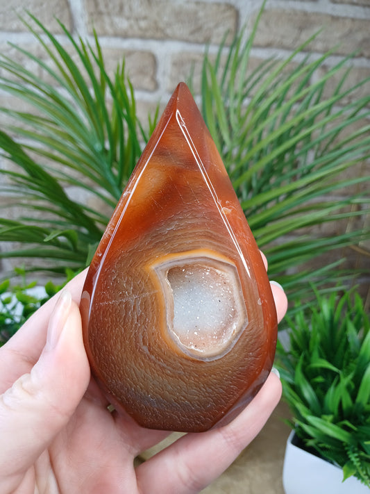 Karneol Flamme, 10 cm, mit druse, Edelstein 