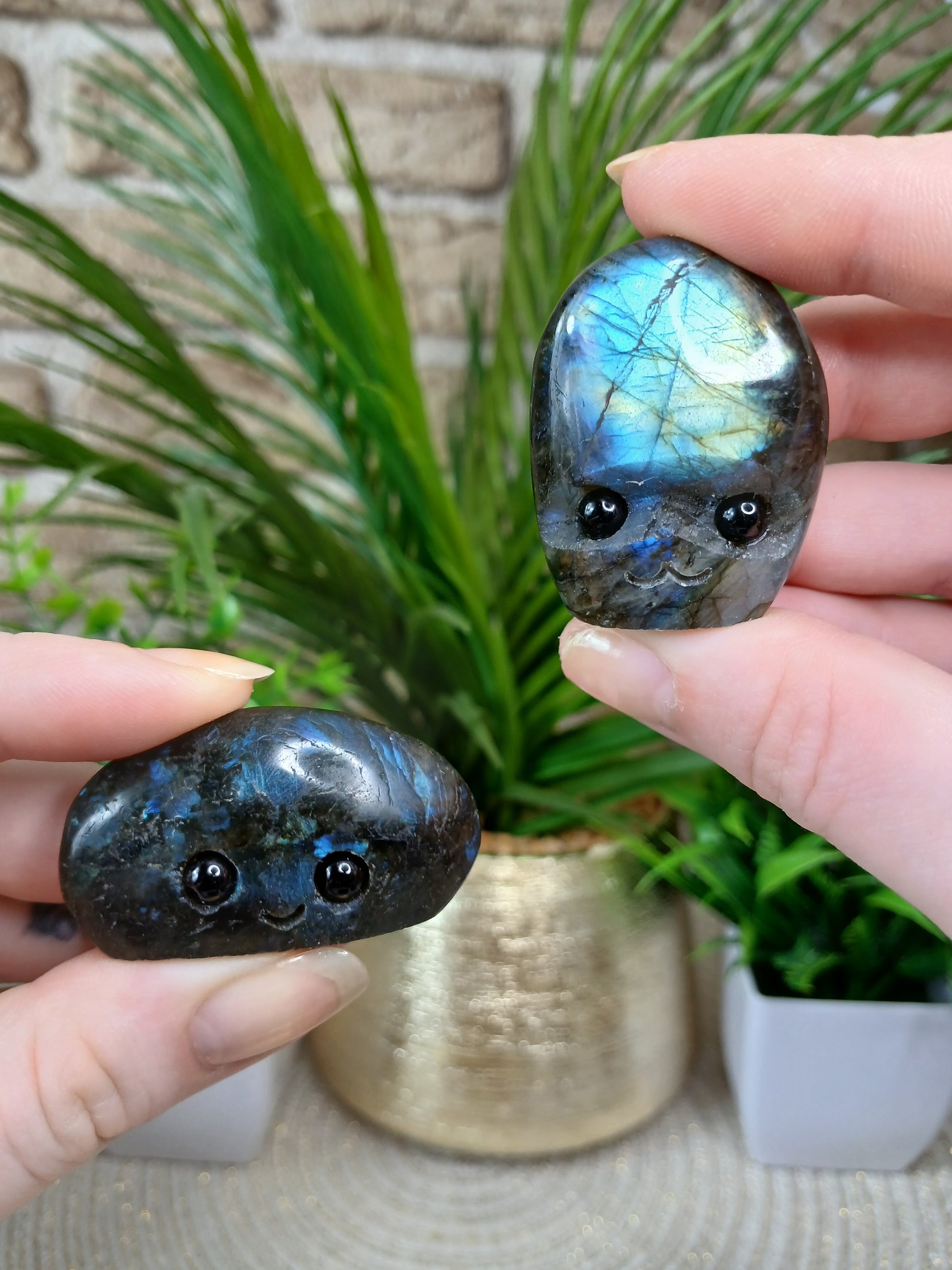 Labradorit Figuren mit schönem Flash