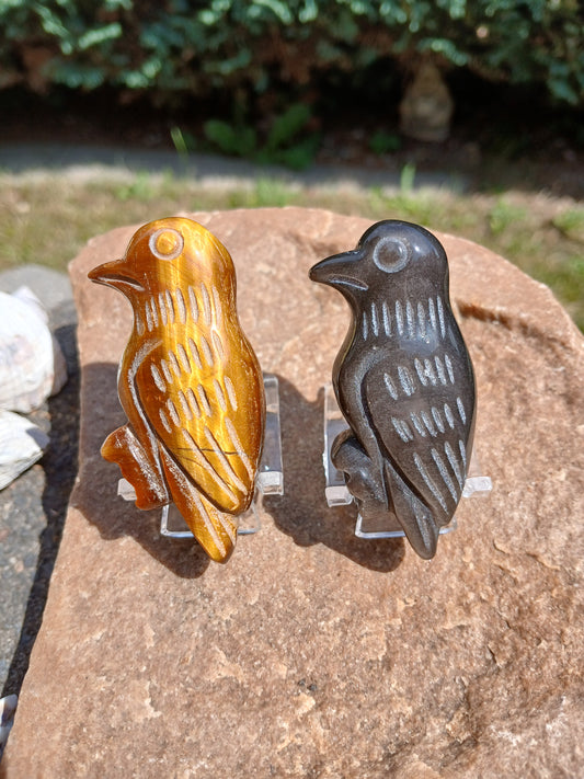 Vogel aus Silberobsidian und Tigerauge 
