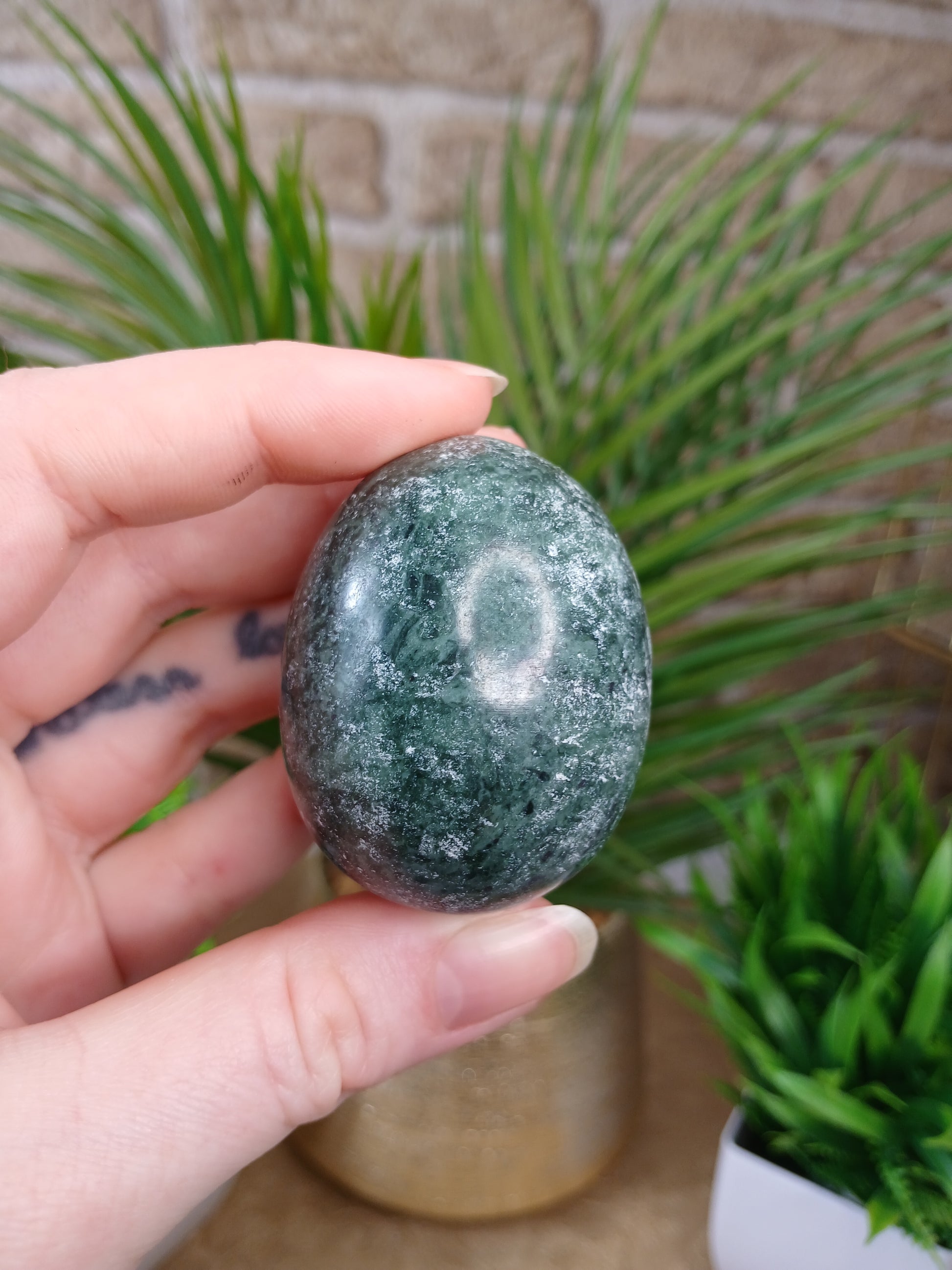 Grünes Stein Ei (Achat/ Serpentin Typ), Edelstein, ostern