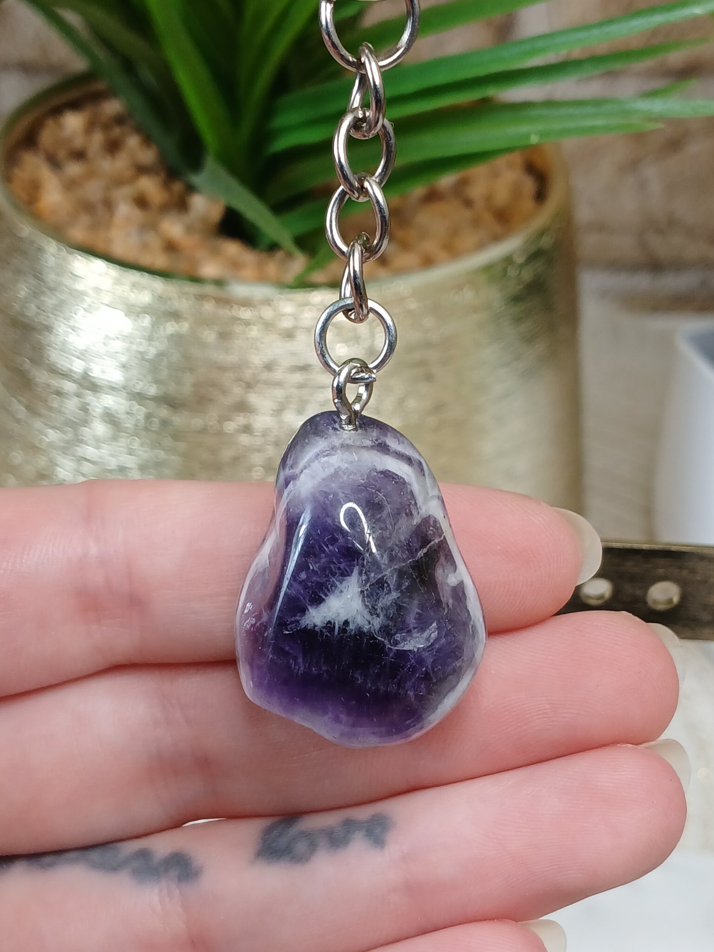 Chevron Amethyst Schlüsselanhänger