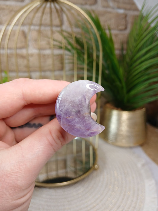 Amethyst Mond Clip