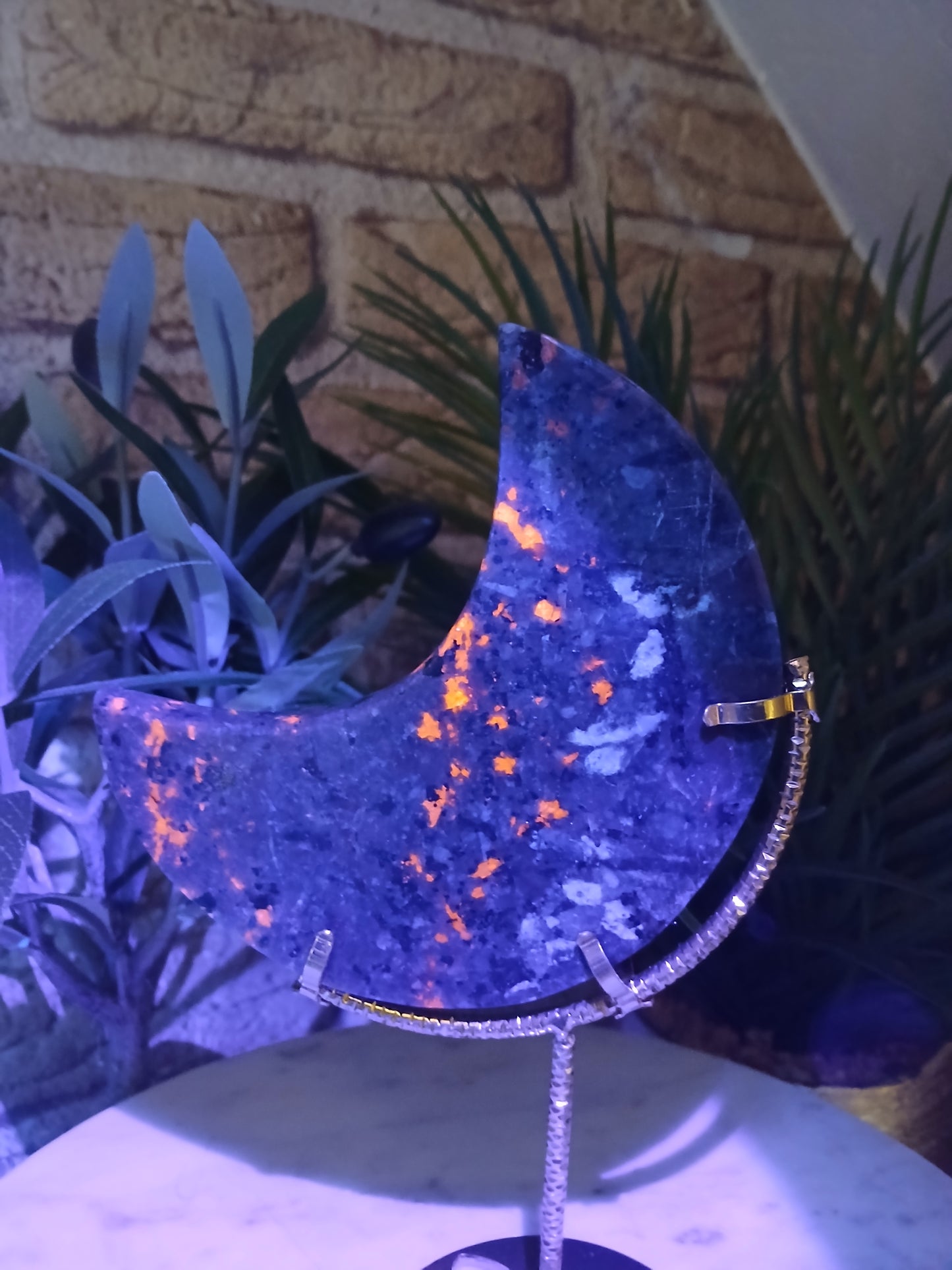 Yooperlite Mond