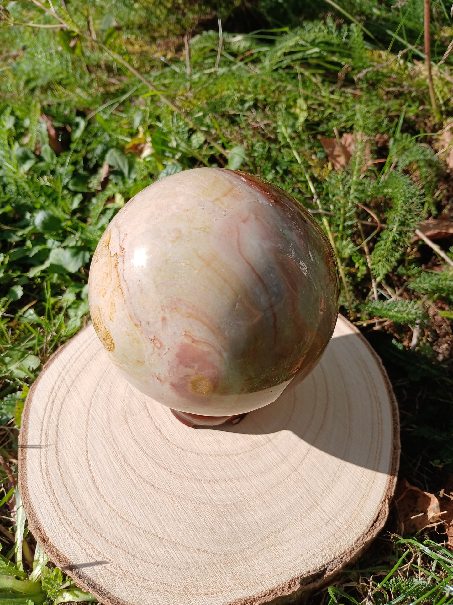 Polychromer Jaspis Kugel 8,7 cm