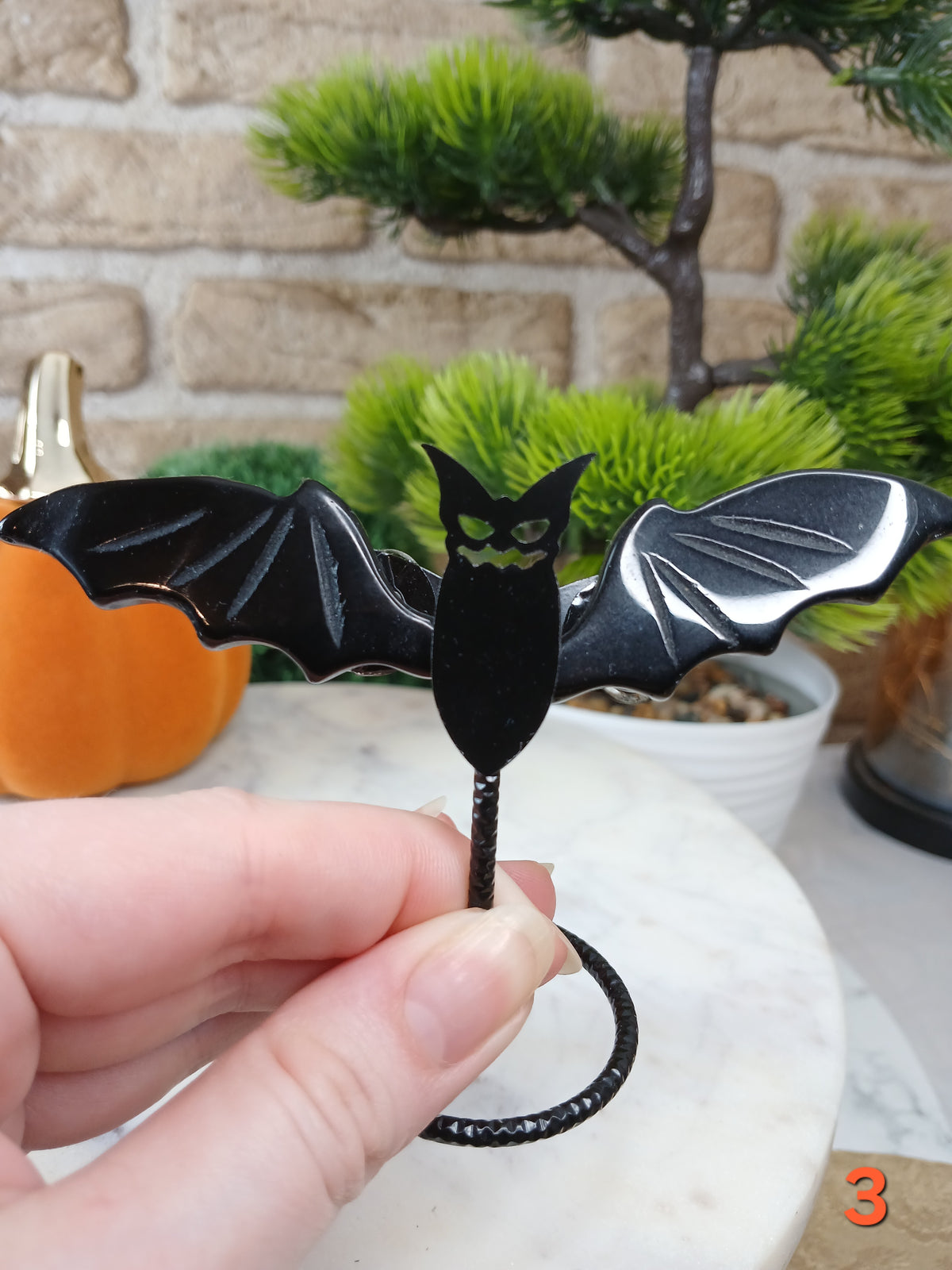 Obsidian Fledermaus auf Ständer
