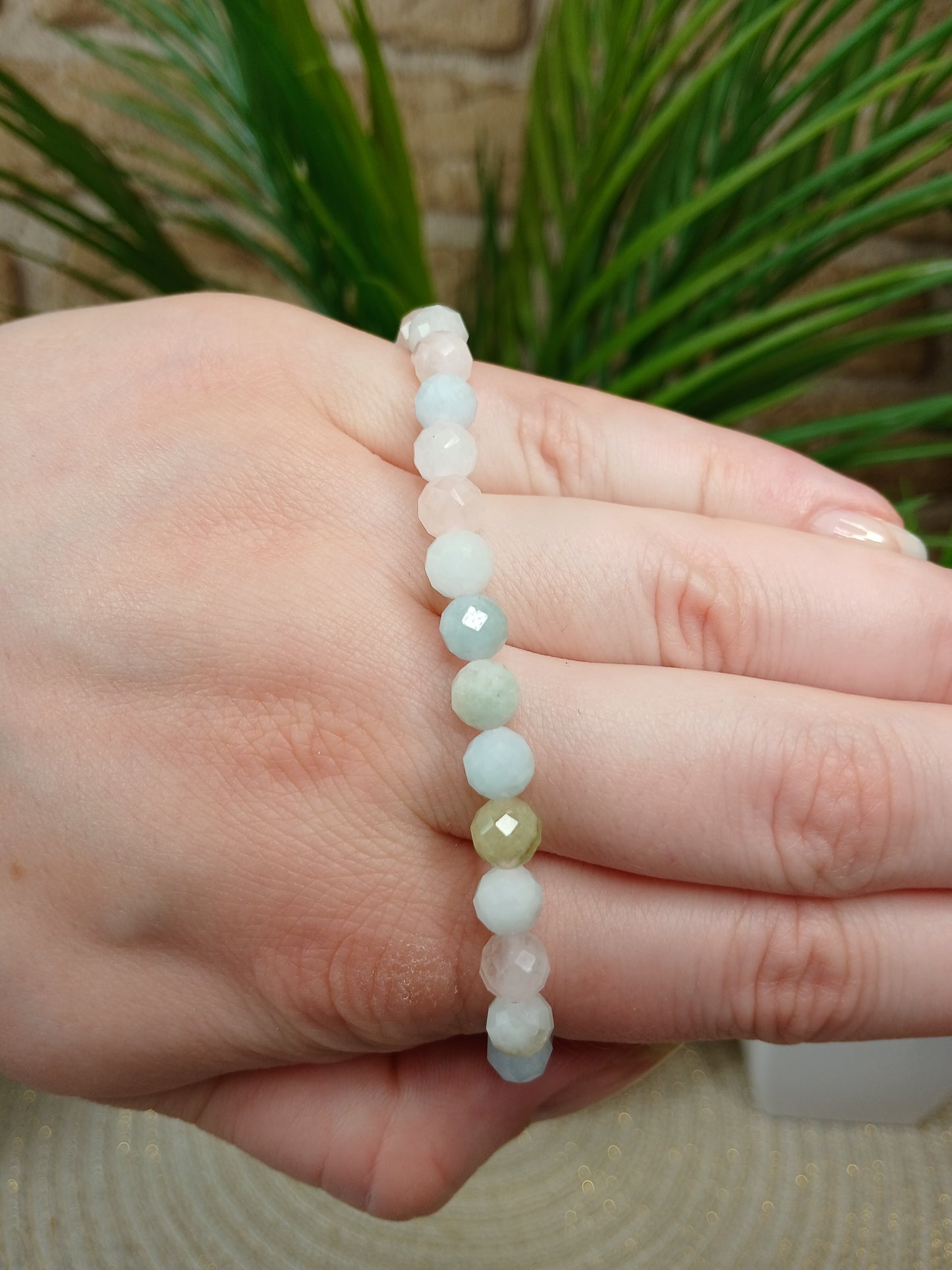 Beryll 6mm facettiert Armband